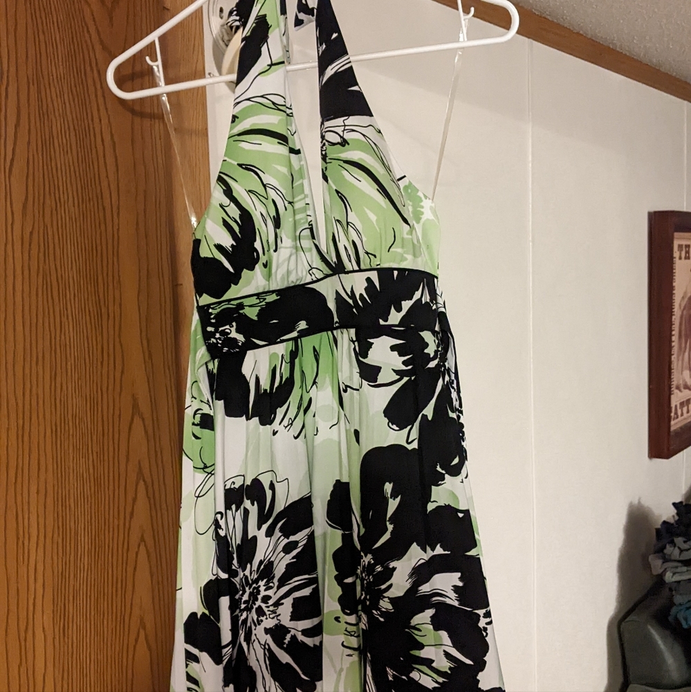 Halter neck dress